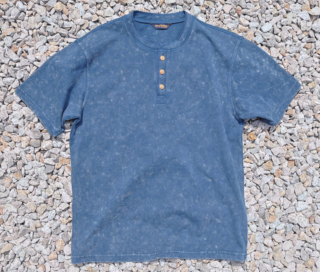 Henley Tee Washed Blue