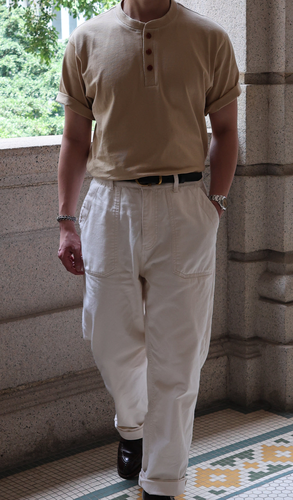 Henley Tee Beige