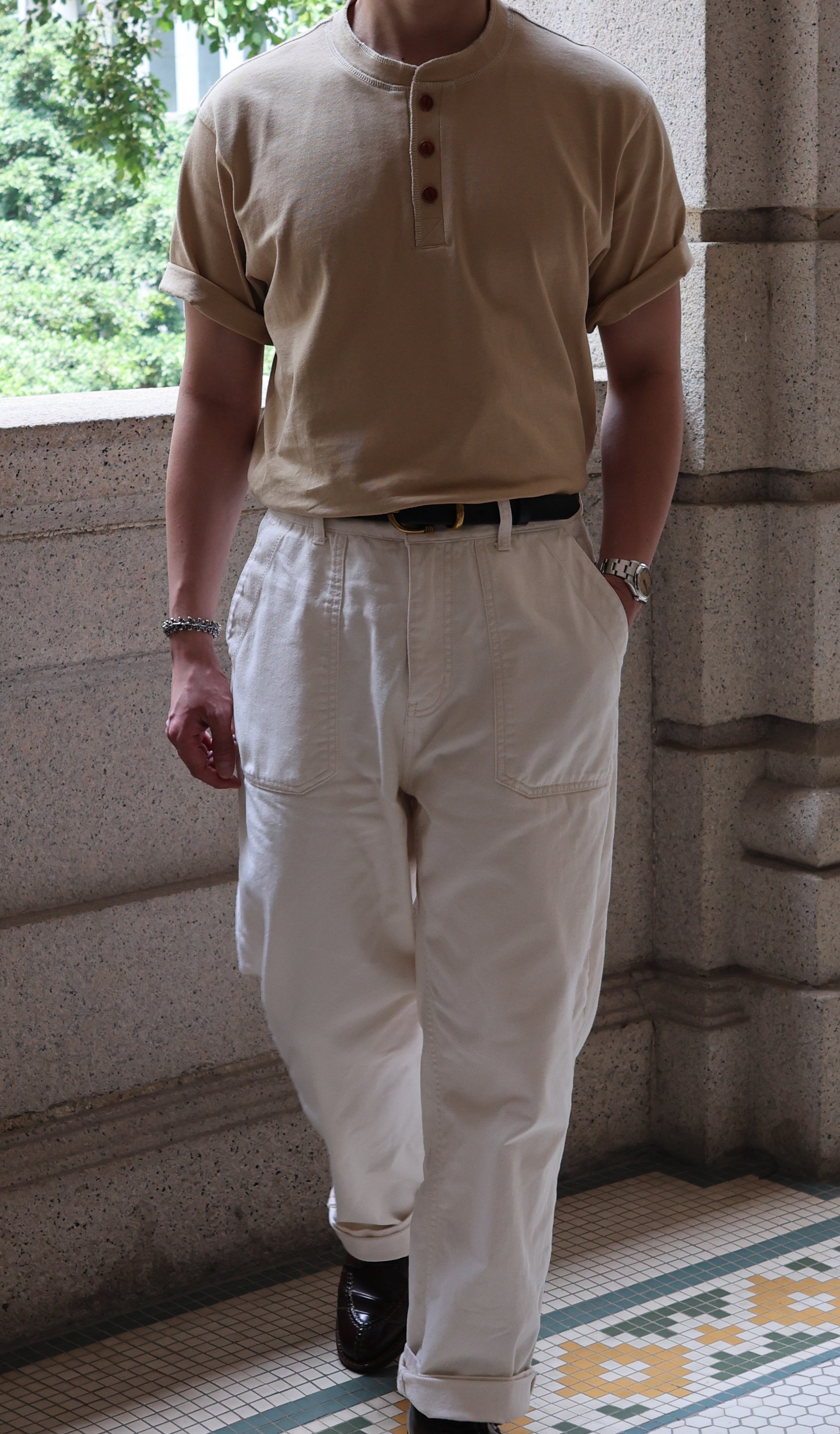 Henley Tee Beige