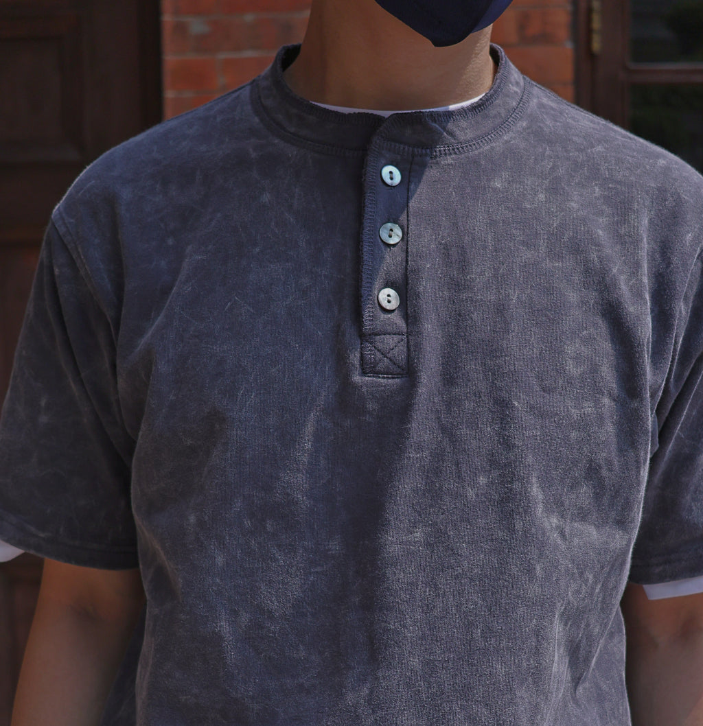 Henley Tee Washed Black-Grey